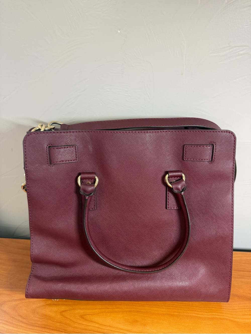 MICHAEL KORS Hamilton Medium East West Satchel Merlot Saffiano Leather Purse Bag - Picture 5 of 9